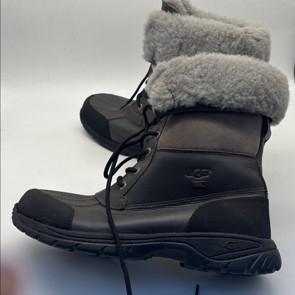 Ugg Butte snow boots